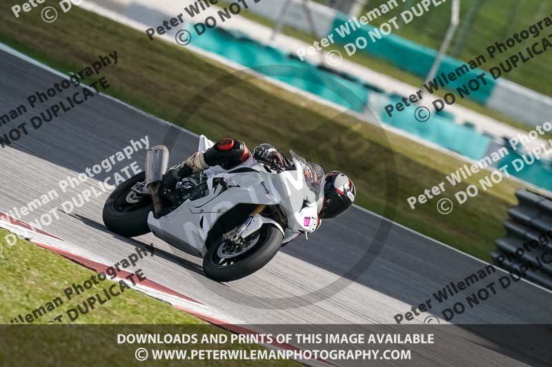 Sepang;event digital images;motorbikes;no limits;peter wileman photography;trackday;trackday digital images